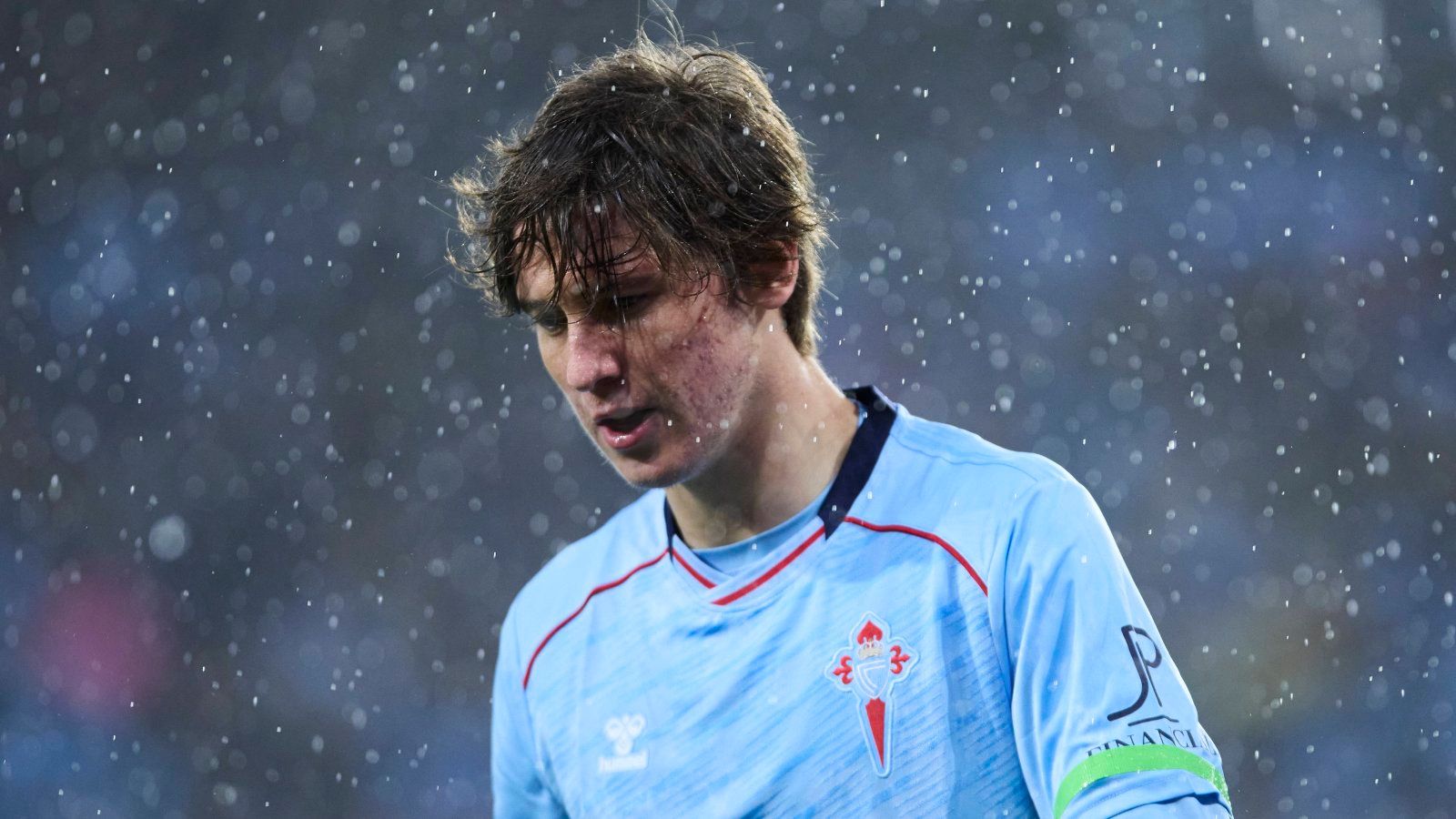 Hugo Bueno, jugador del Wolverhampton, sobre el regreso de Fer López al Celta de Vigo: "Está demostrando lo buen jugador que es en el Celta"