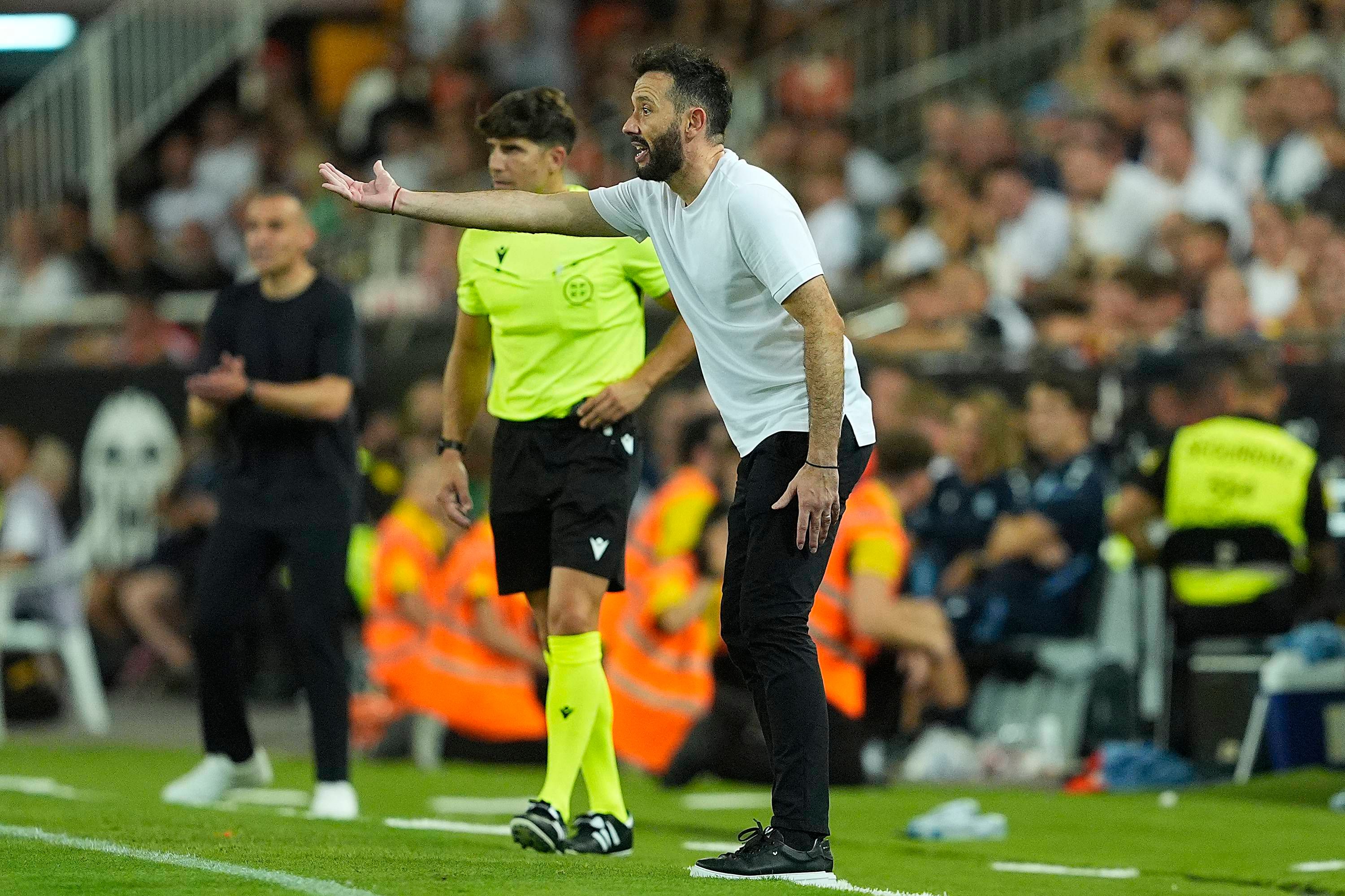 Corberán suma efectivos a la rotación del Valencia