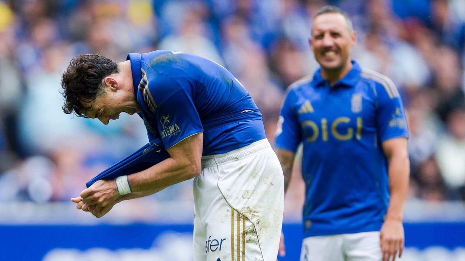 El Real Oviedo consuma el primer descenso en LaLiga: los carbayones vuelven a Segunda un año después