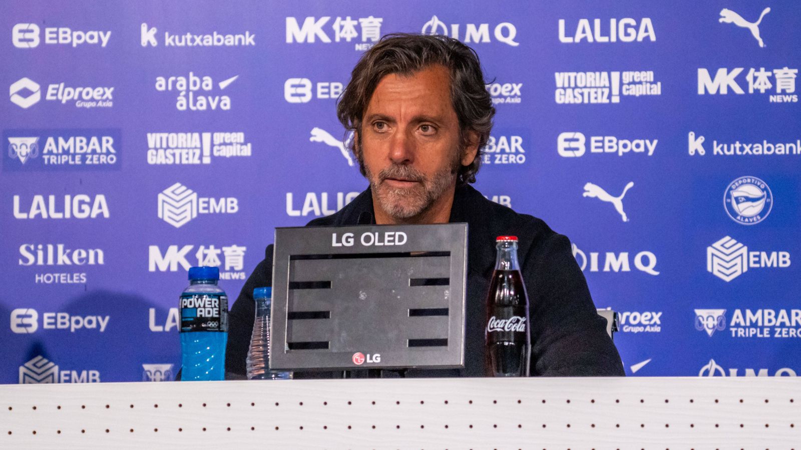 Quique Sánchez Flores aferra al Alavés a Primera división: "Dependemos de nosotros mismos"