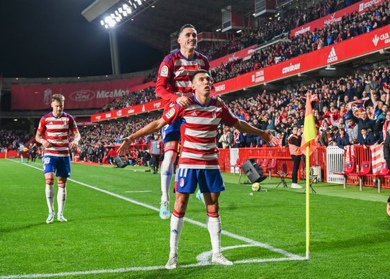 La euforia puede con el cansancio: el Granada - Burgos, en imágenes