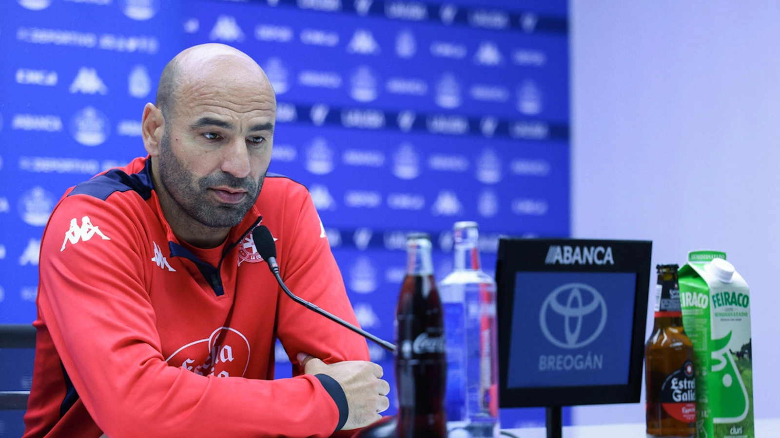 Manuel Pablo apunta al Deportivo de la Coruña