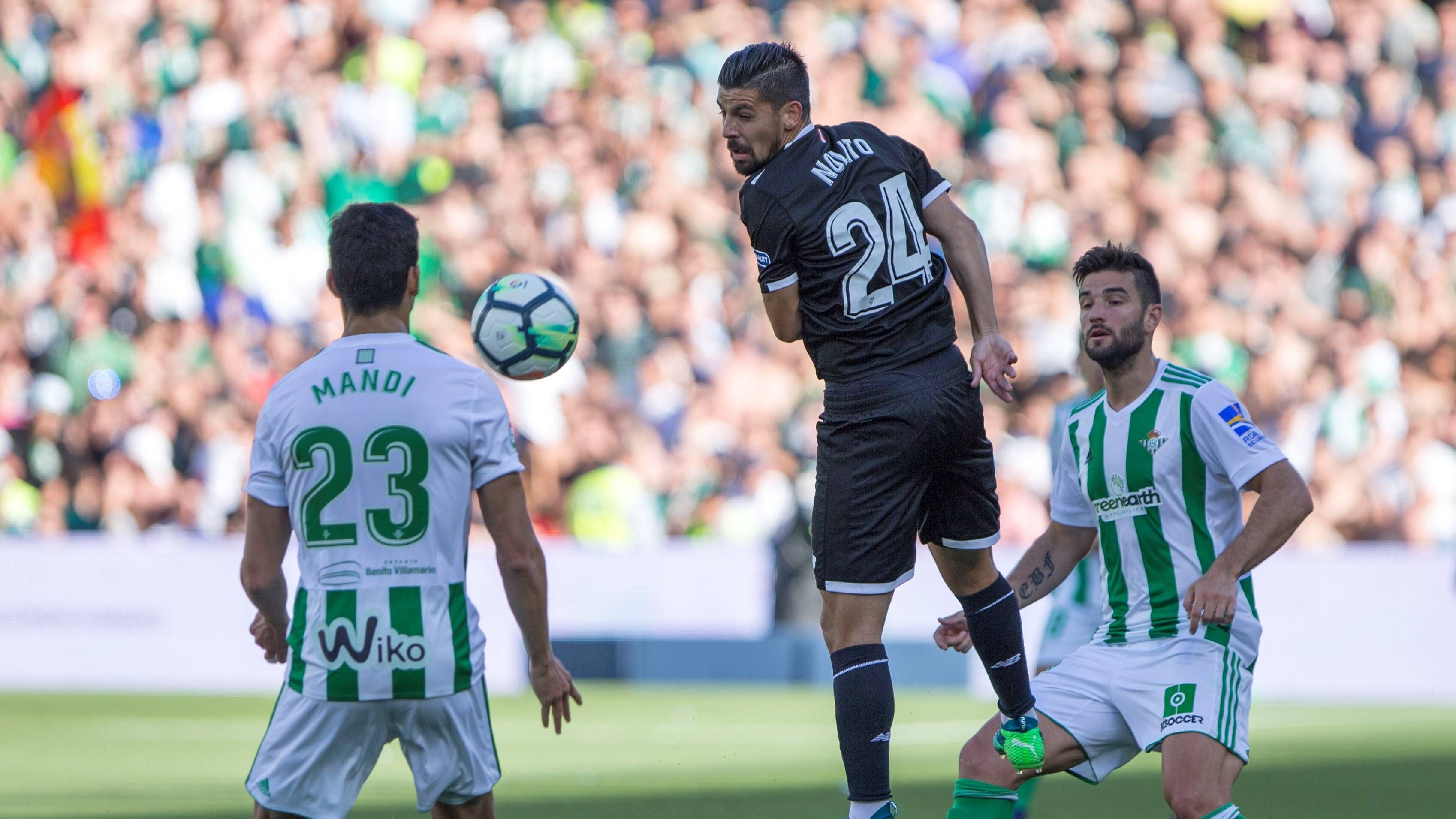 "Habría jugado en el Madrid. ¿En el Betis? También... Me vas a buscar la ruina"
