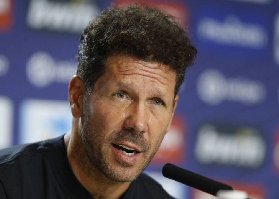 Simeone disfruta de Sorloth en Hong Kong