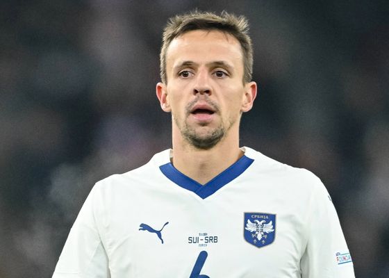 Roberto Suárez asegura que Maksimovic es "una prioridad" para el Oviedo