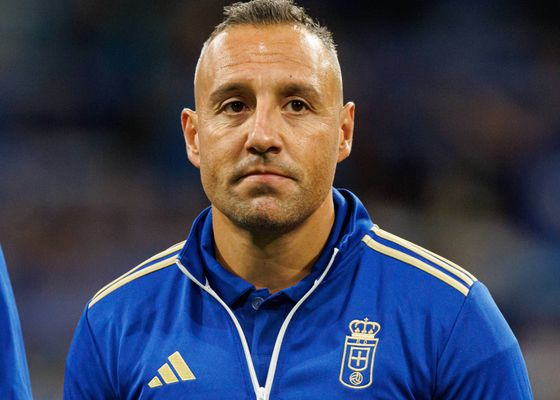 Rajada de Santi Cazorla contra los que le acusan de echar a Paunovic: “Me da más lástima… inventan cosas de mí y se lo creen”