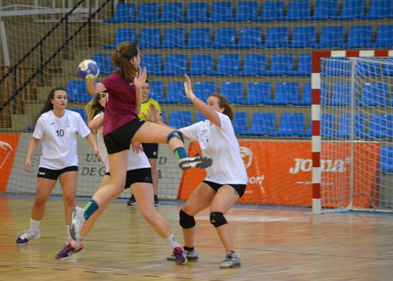 Última preselección de Balonmano femenino para los CAU