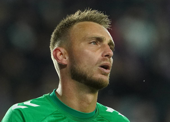 Cillessen busca nuevo equipo y su destino podría estar en LaLiga Hypermotion