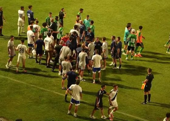 Violento desenlace en la visita del Betis Deportivo al Recreativo de Huelva
