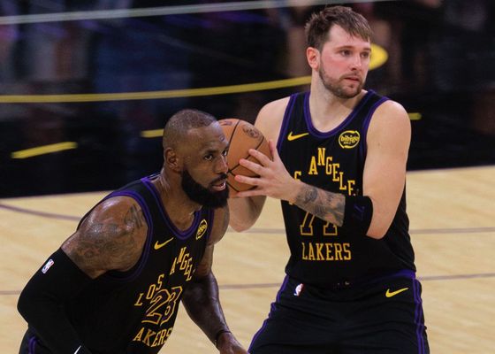 Luka Doncic renuncia en el último momento y LeBron James no se lo explica: "Hay que preguntarle qué vio"