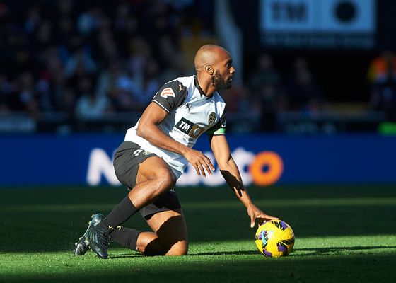 OFICIAL: Foulquier, renovado