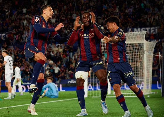 El Superordenador sorprende con las opciones de descenso del Sevilla tras la victoria del Levante