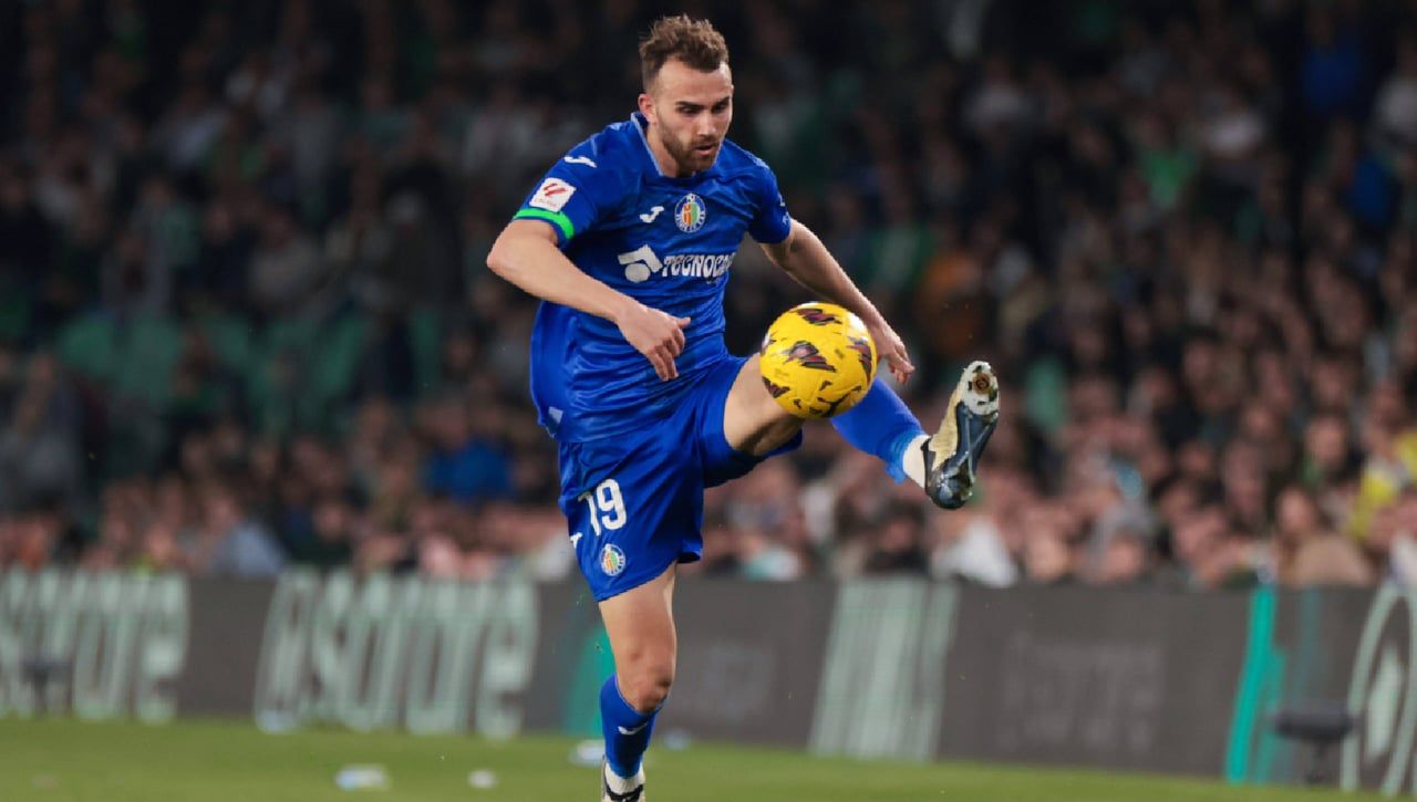 Borja Mayoral hace saltar las alarmas por una nueva lesión de rodilla
