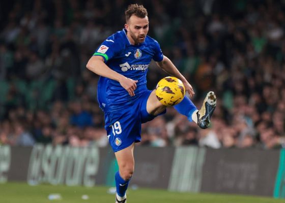 Borja Mayoral hace saltar las alarmas por una nueva lesión de rodilla