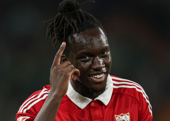Primera decisión trascendental de Luis García Plaza: Batista Mendy