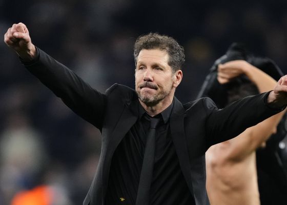 Simeone señala a Johnny Cardoso y a Juan Musso: "Hizo un partidazo Cardoso, muy bueno, con un ritmo enorme"