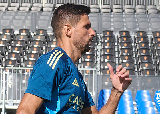 El Real Zaragoza, en situación "crítica" pero "dando pasos agigantados"