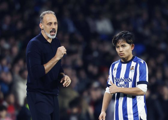 Pellegrino Matarazzo, menos optimista con la vuelta de Take Kubo: "Le queda tiempo"