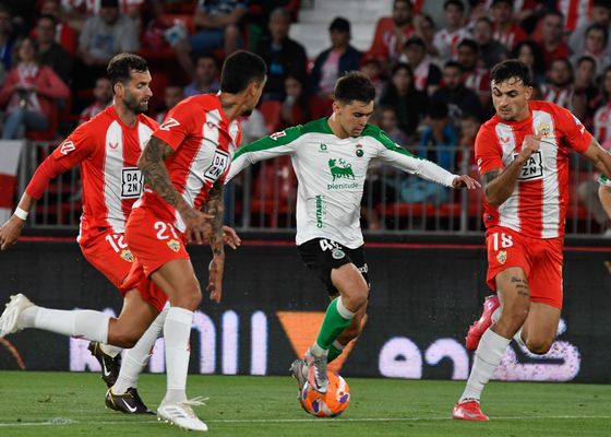 Aclarado el ascenso entre Racing, Almería, Granada, Mirandés, Oviedo y Elche