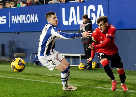 En la Real, muy pendientes de las molestias de Igor Zubeldia durante el partido de Copa