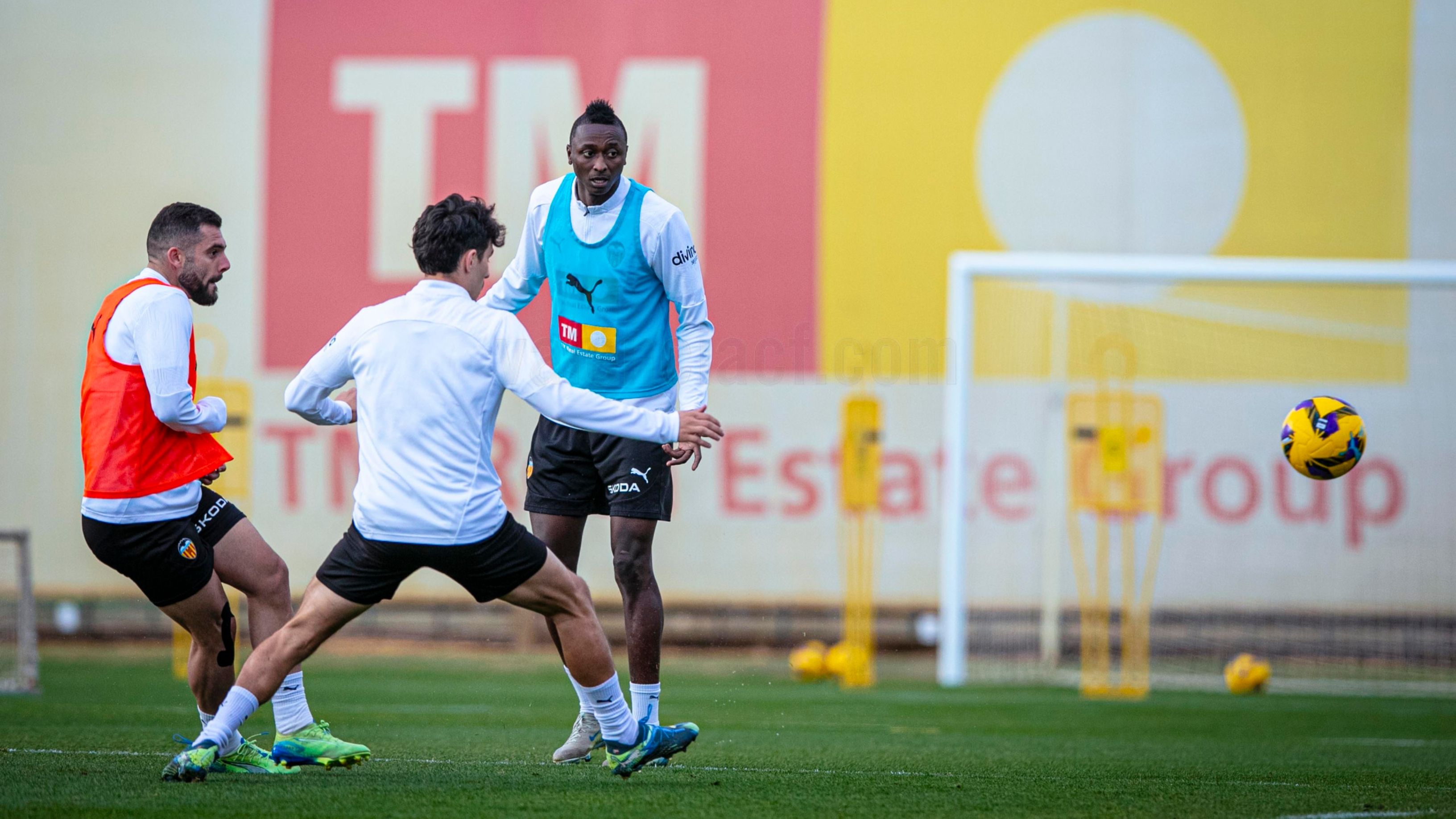 Sadiq, pendiente de pruebas, no estará contra la Real
