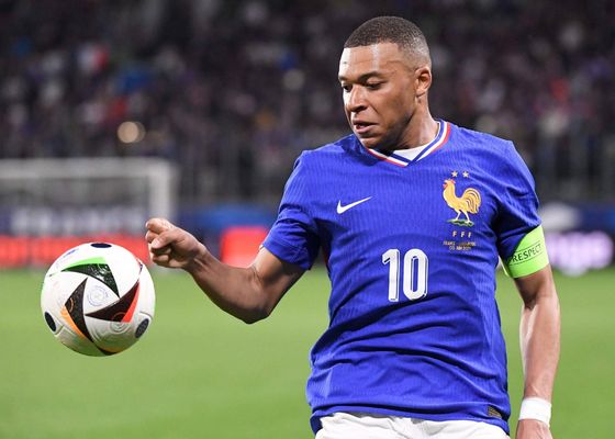 Alerta con Mbappé por una posible lesión