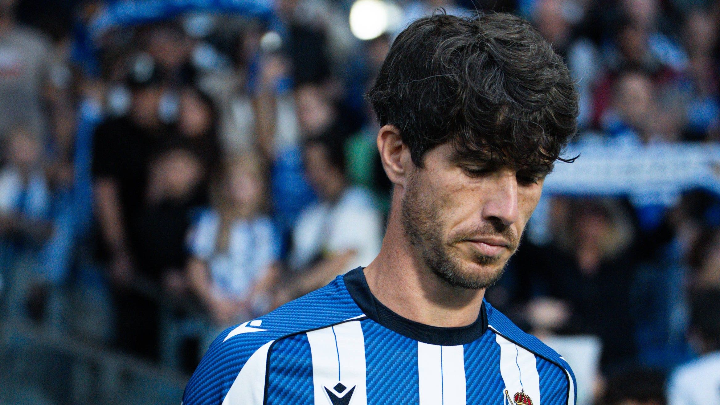 Elustondo se despide de la Real Sociedad: "La Real ha sido mi familia y lo seguirá siendo"