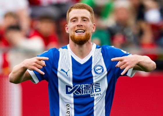 Carlos Vicente se despide del Alavés y pone rumbo a Inglaterra