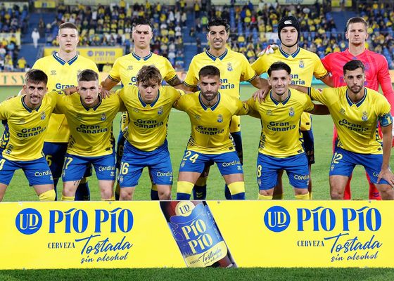 Debate en Las Palmas por la pérdida de identidad canaria en el equipo