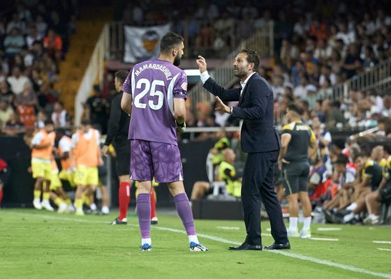 "Baraja está agotado y el Valencia se tambalea"