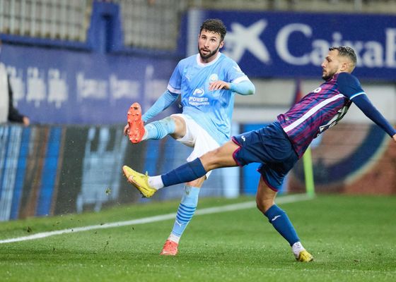 Joseda Menargues ficha por el Villarreal B 