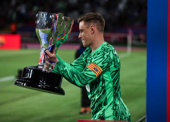 Ter Stegen marca territorio