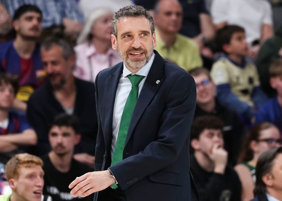Ibon Navarro hace historia y supera a Joan Plaza y Sergio Scariolo