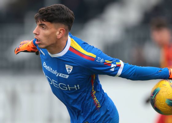 Vlad Rafaila: busca centímetros para la portería