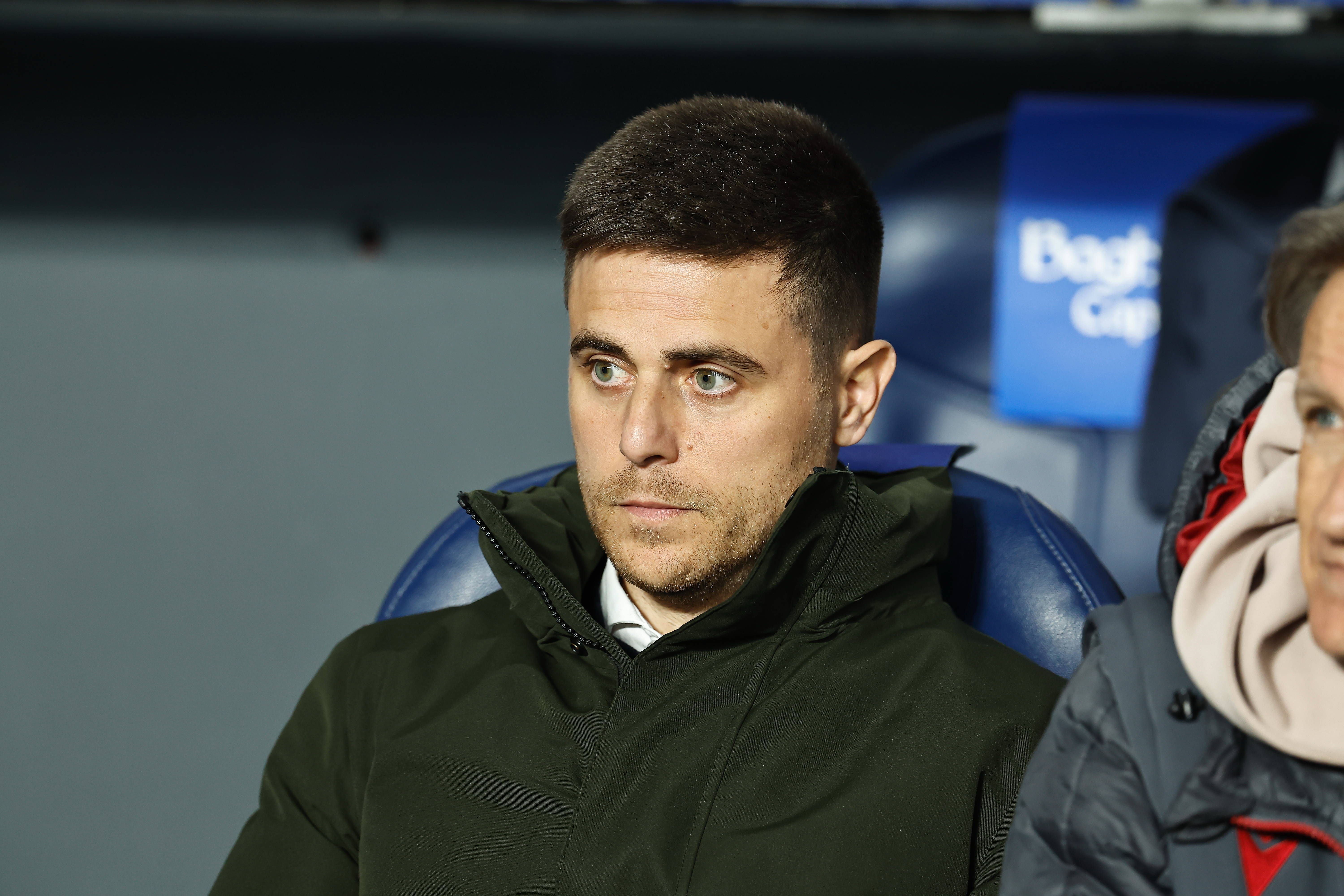 Lisci anticipa un duelo intenso: "Es un derbi, son partidos diferentes"