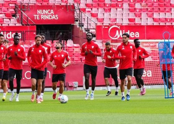 Dos bajas, un regreso deseado y una duda resuelta en la lista del Sevilla contra el Real Madrid 