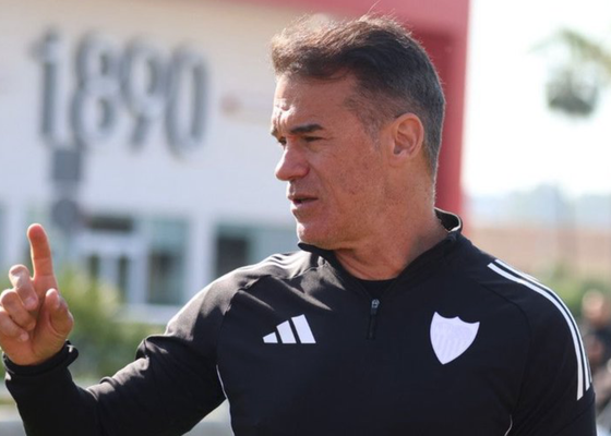 El sevillismo sobre García Plaza: "A rezar, porque ya otra cosa no nos queda"