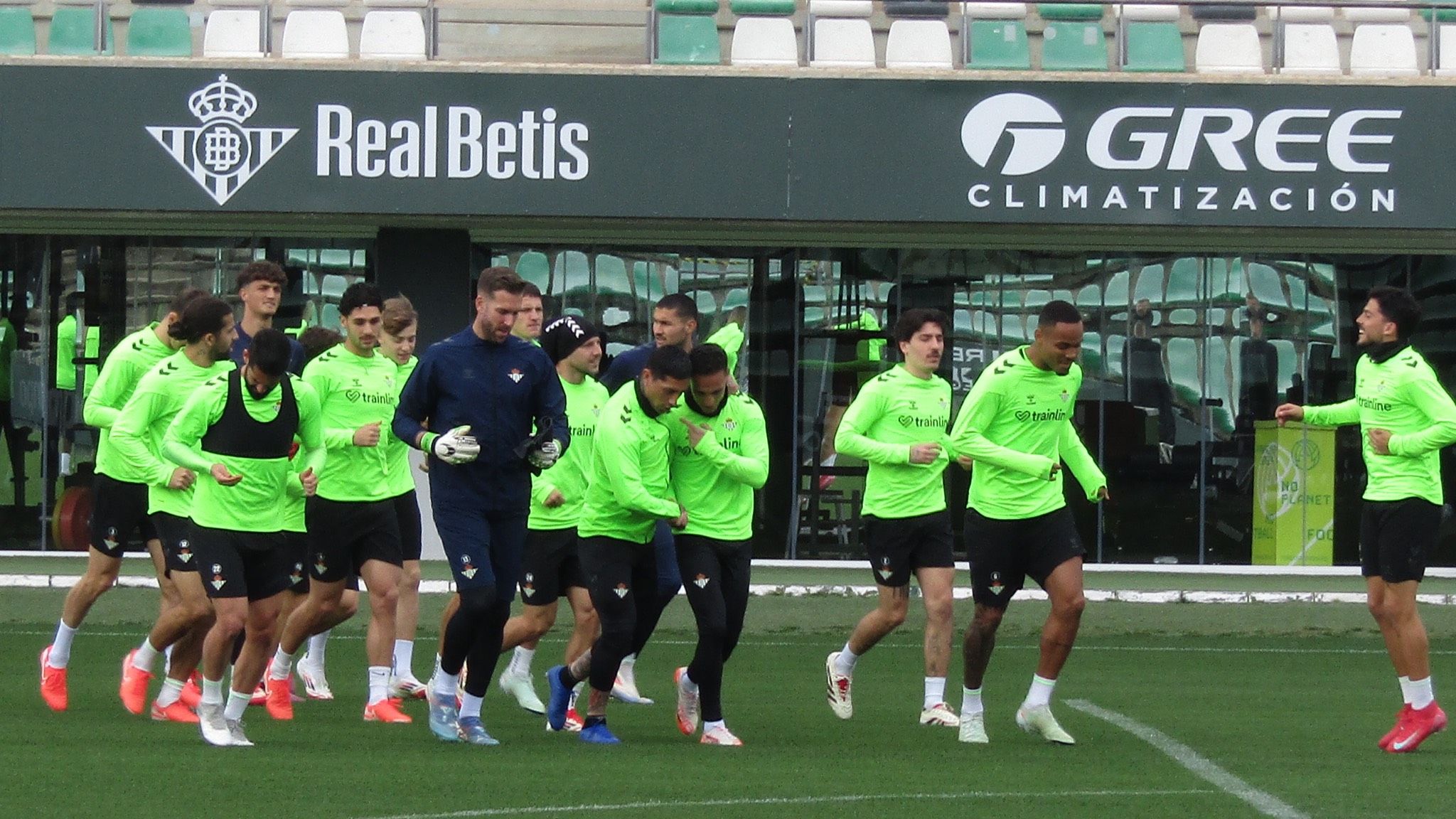 Última sesión antes de la Conference League con seis bajas