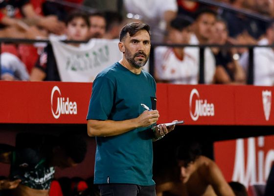 La IA sentencia al Sevilla y Sarabia hurga en la herida: "No sé si aguantará en el barro"