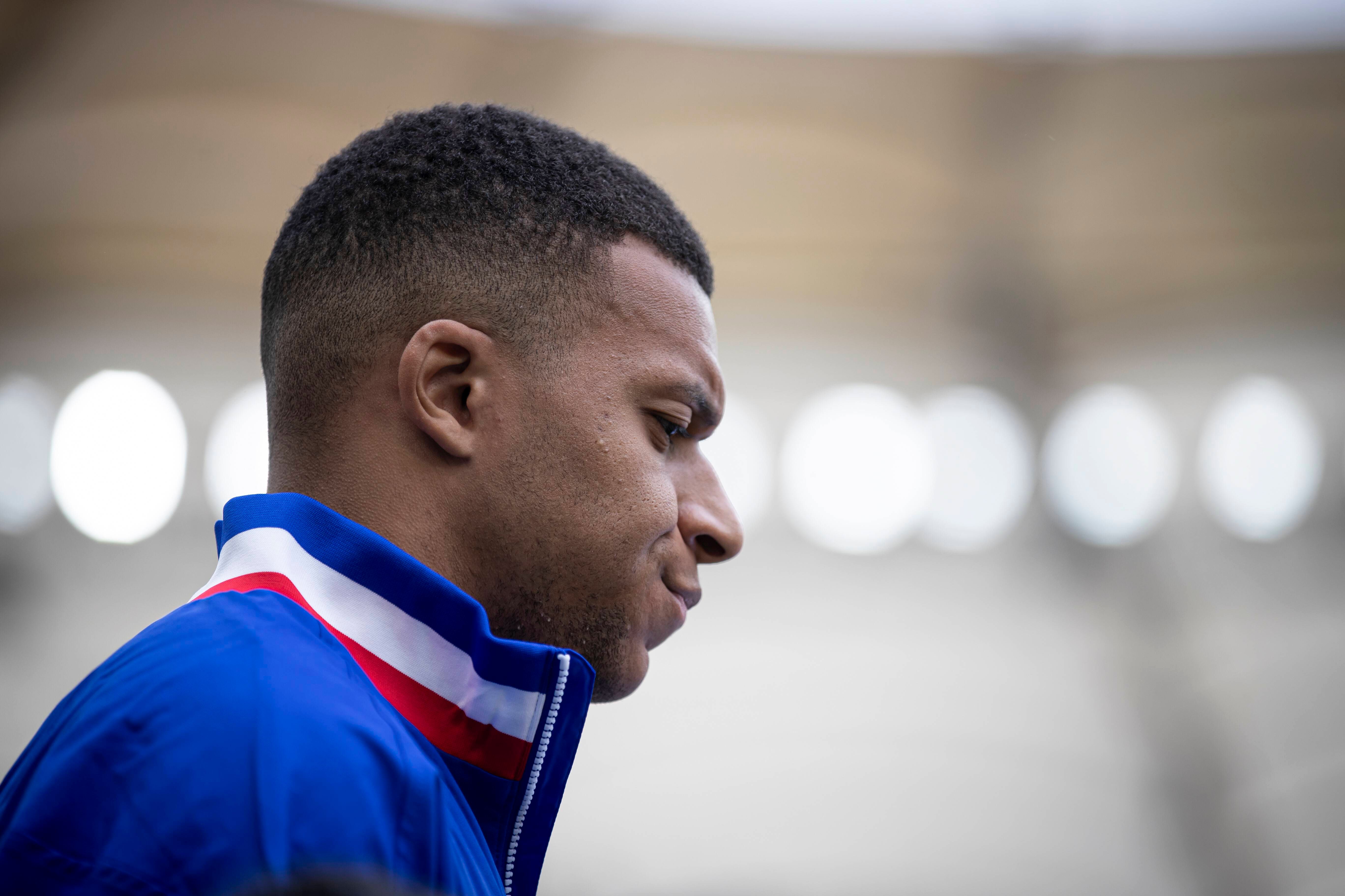 Cunde el pánico con Kylian Mbappé 