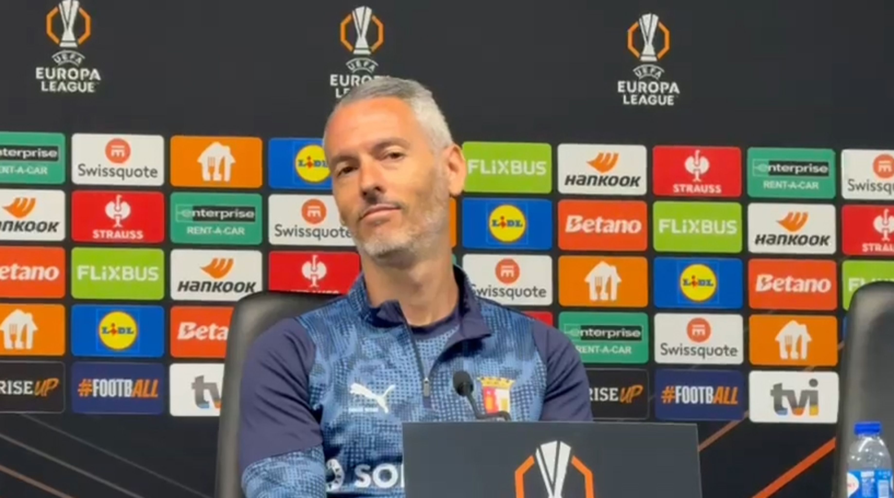 Carlos Vicens, el alumno aventajado de Guardiola, da la clave ante el Betis: "Ahí está el éxito de la eliminatoria"   