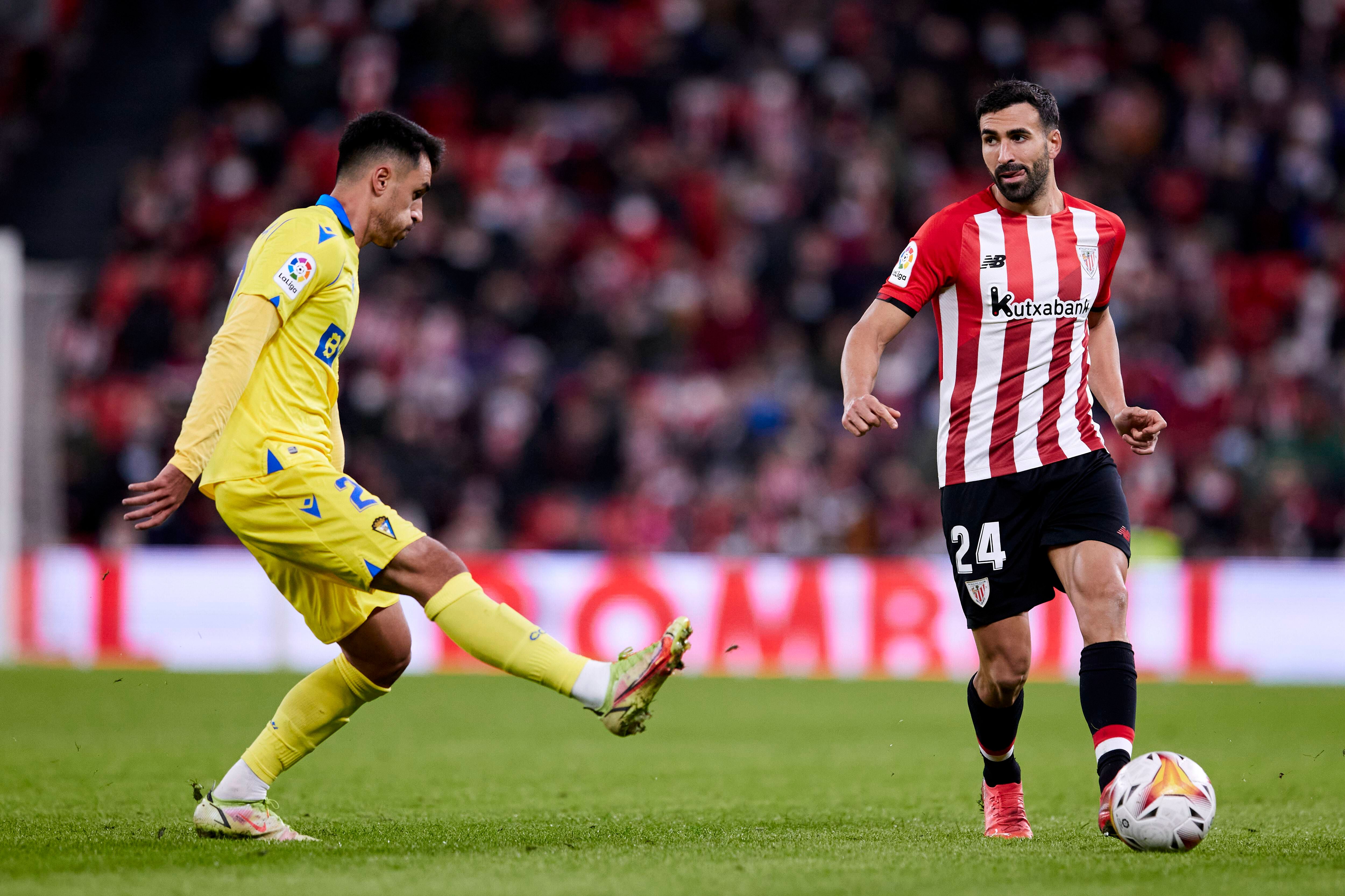 El Athletic despide con honores a Balenziaga tras anunciar su adiós al fútbol