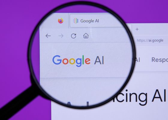 Esta es la IA de Google y YouTube que detecta si eres menor y controla lo que ves