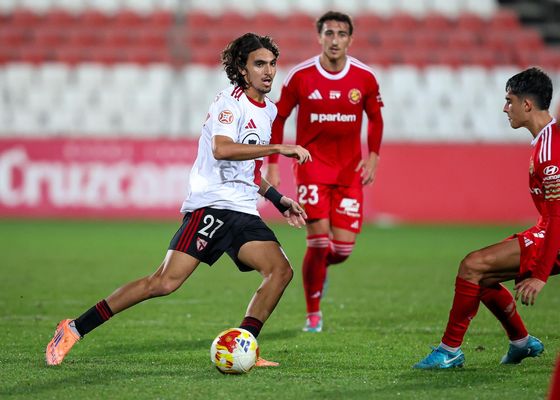 Sevilla Atlético 1-2 Nàstic: Despierta demasiada tarde y se queda a las puertas 