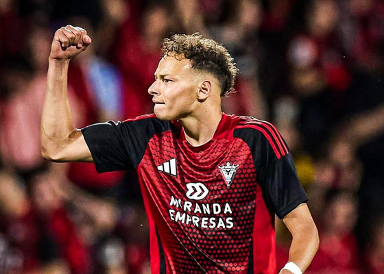 Zaragoza, Las Palmas y Valladolid tras un fichaje