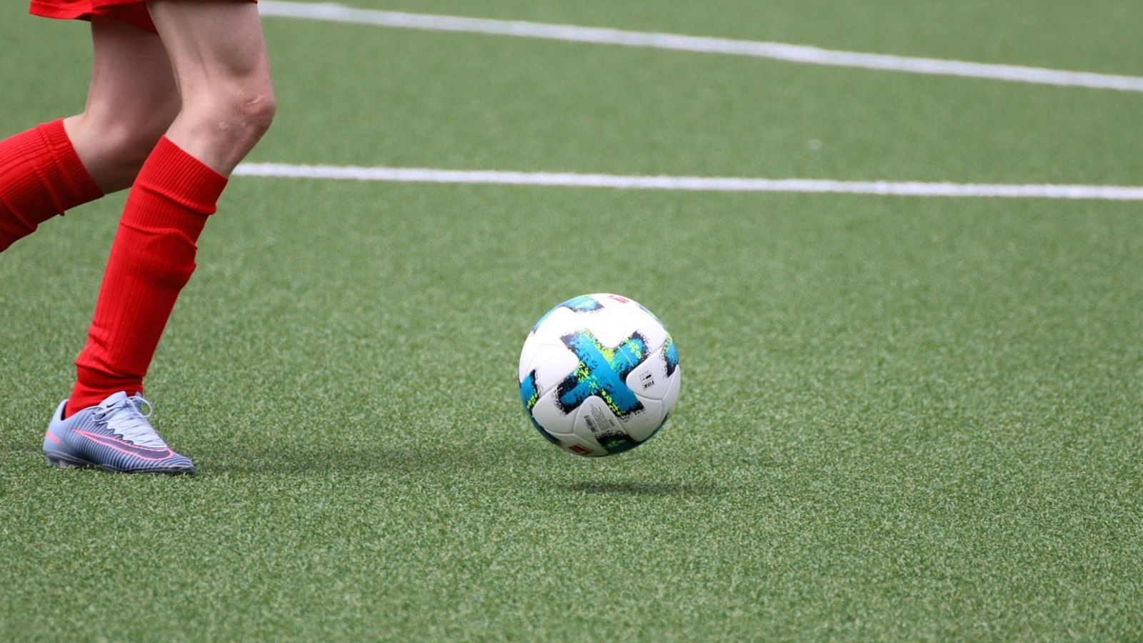 Sancionan a un niño de 13 años un año sin fútbol tras ser agredido por el padre de un rival
