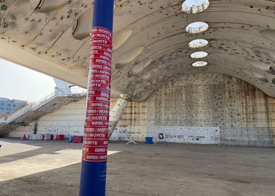 Los Biris Norte, presentes en La Cartuja: pintadas e indicativos cerca del estadio