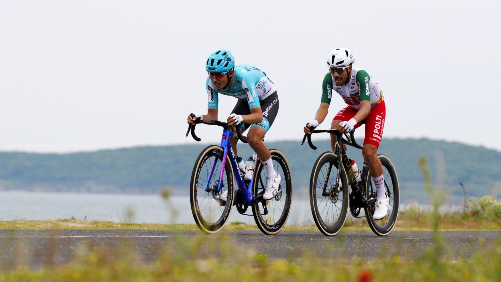 Clasificación Giro de Italia 2026 tras la 1 etapa | Paul Magnier sorprende liderando la general y Jonas Vingegaard sobrevive a una caída masiva