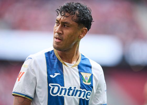 Renato Tapia se marcha al Al Wasl de los Emiratos Árabes y deja atrás Europa