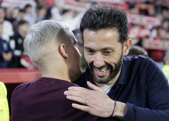 Carlos Corberán, técnico del Valencia, rehúye hablar de Europa: "El Valencia va a pelear por ganar cada partido hasta el final de temporada"